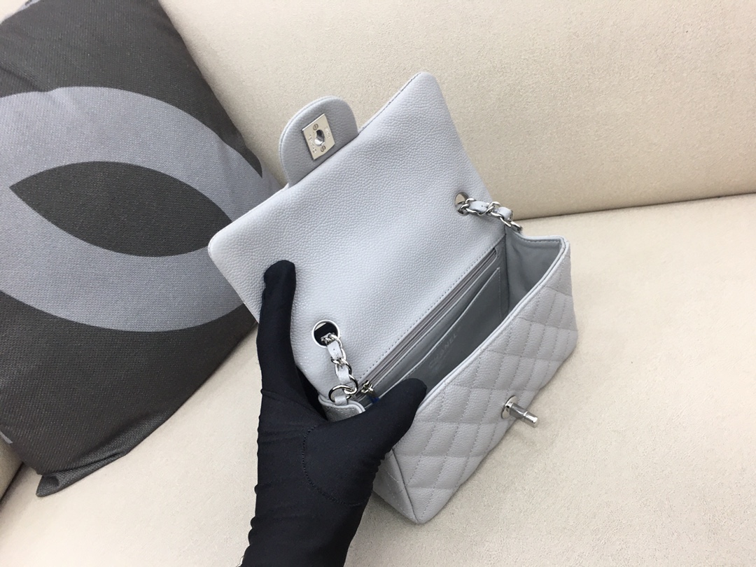 Small Classic Flap Caviar Bag A01116 Light Gray/Silver